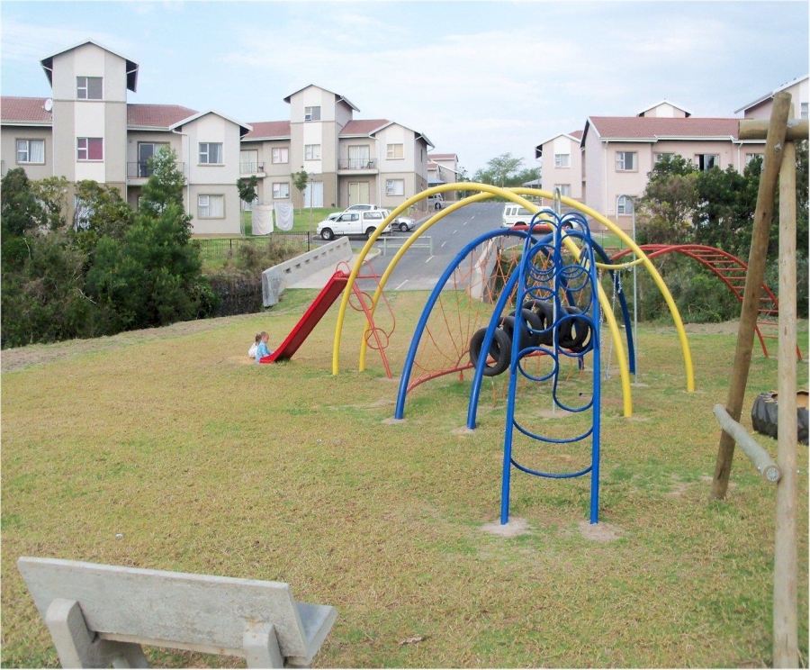 To Let 1 Bedroom Property for Rent in Beacon Bay Eastern Cape